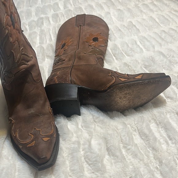 Western boots - Picture 6 of 7